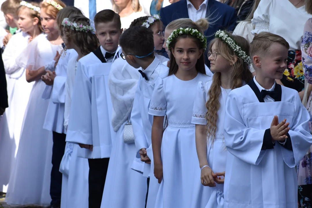 Pierwsza Komunia Święta w kościele św. Mikołaja (ZDJĘCIA) - Zdjęcie główne