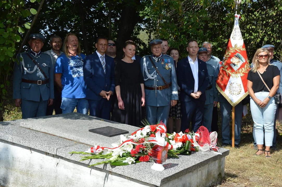 Uroczystość odsłonięcia ronda im. generała Tadeusza Rozwadowskiego w Chodlu