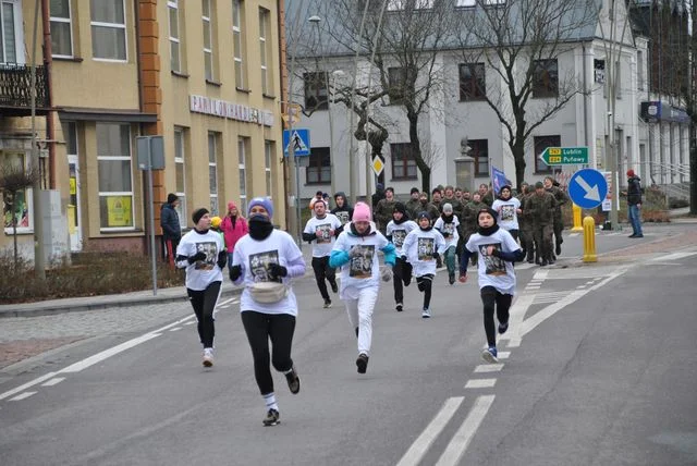 Opole Lubelskie: Po raz kolejny pobiegli Tropem Wilczym (ZDJĘCIA) - Zdjęcie główne