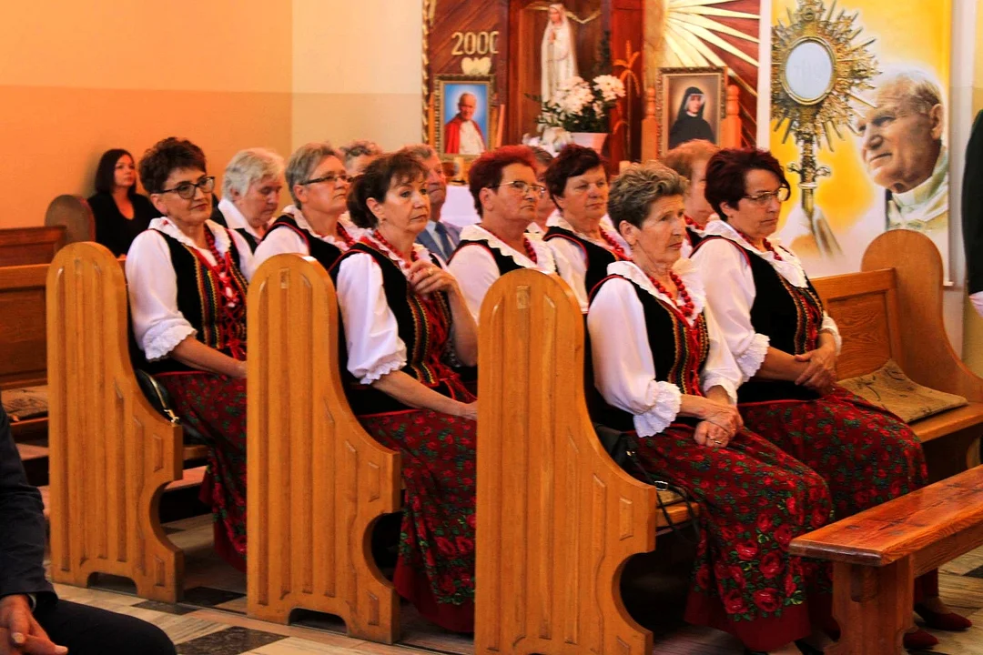 Jubileusz 50-lecia Koła Gospodyń Wiejskich z Brzeźnicy Książęcej. Zdjęcia, filmy - Zdjęcie główne