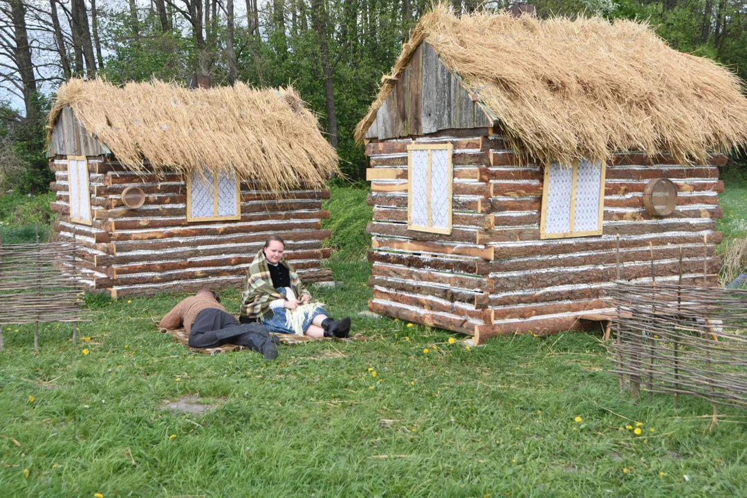 Rekonstrukcja Józefów Duży cz.1