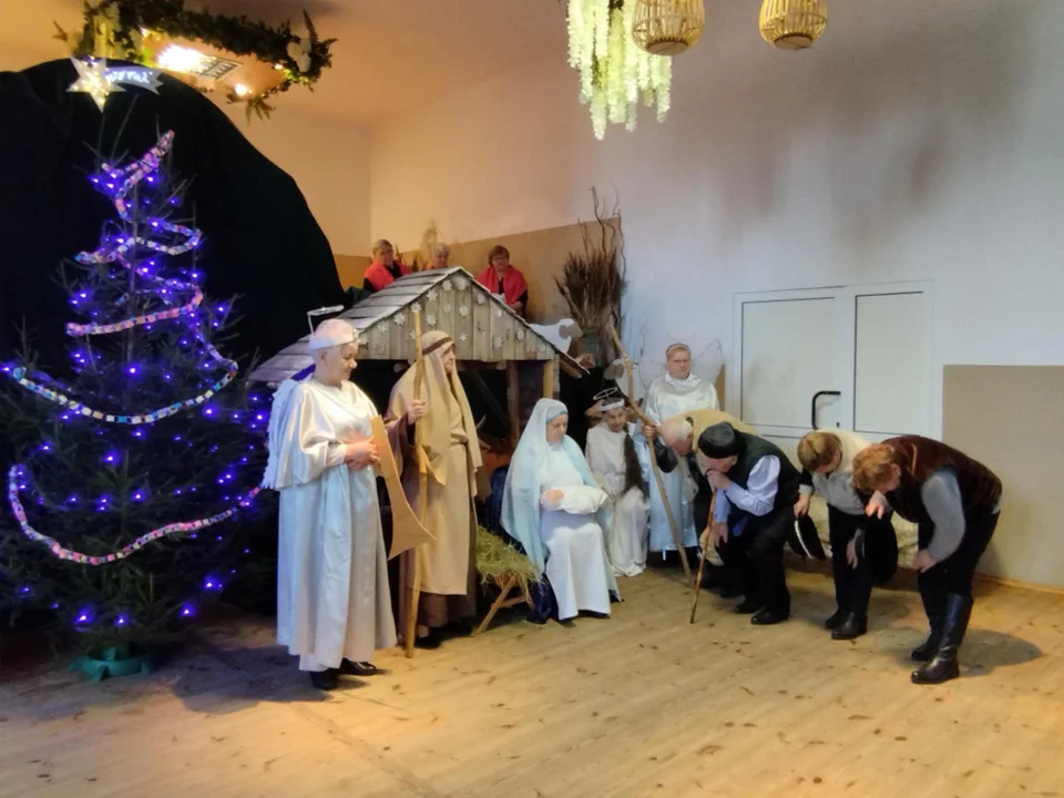 Wieczór wigilijny w Domu Seniora + w Bukowej