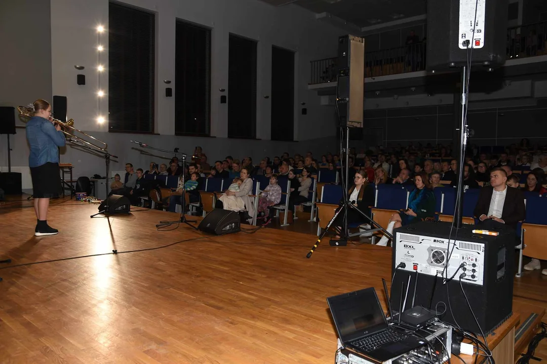 NOWOROCZNY KONCERT UCZNIÓW PAŃSTWOWEJ SZKOŁY MUZYCZNEJ W ŁUKOWIE