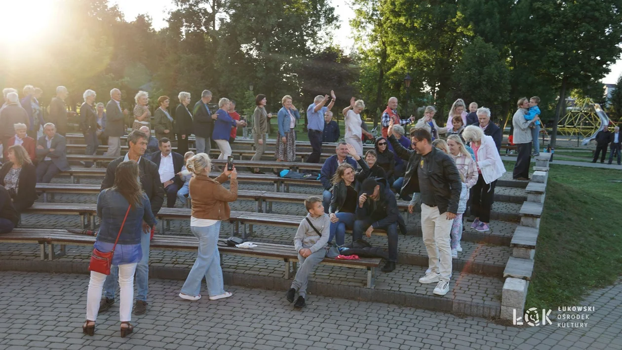 Letnia potańcówka w samym środku Łukowa