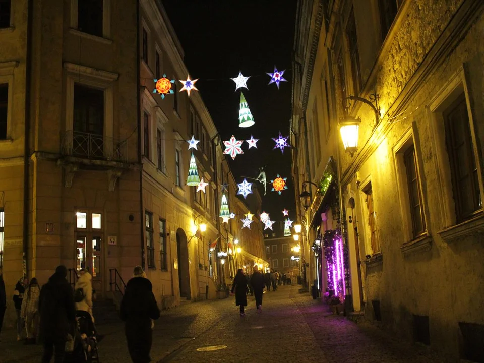 Świąteczne iluminacje rozjaśniły Lublin. ZDJĘCIA