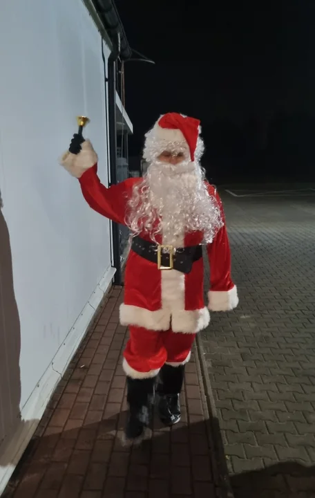 Wizyta Mikołaja w maciejowickim sklepie