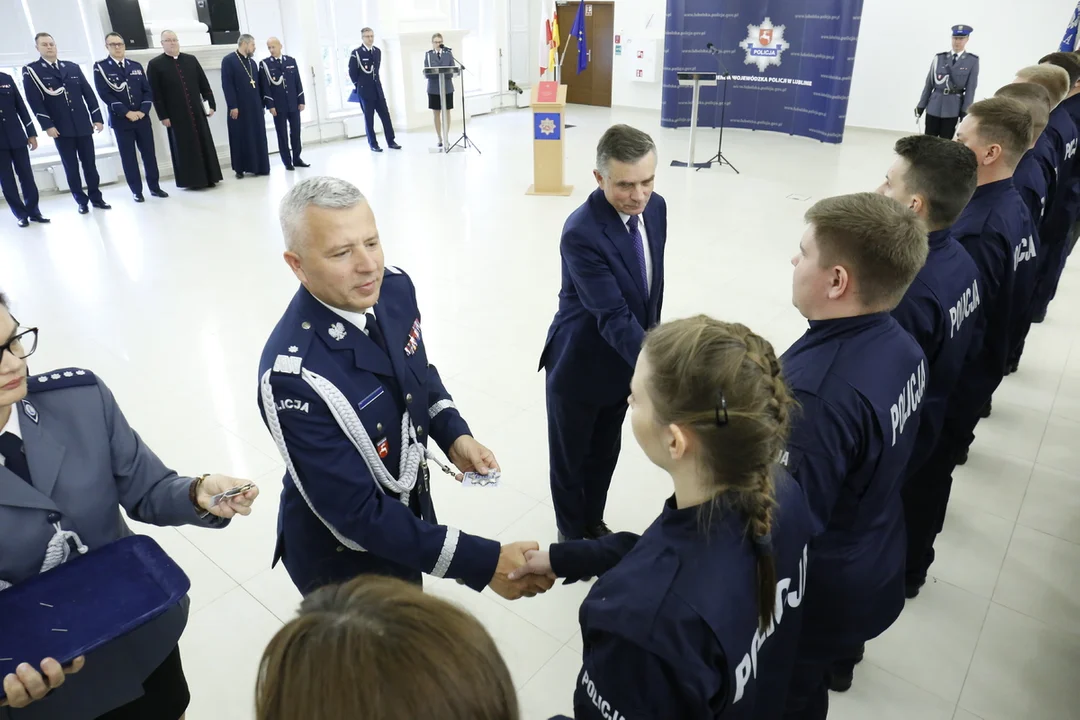 Lublin: Kolejni nowi policjanci zaczynają służbę