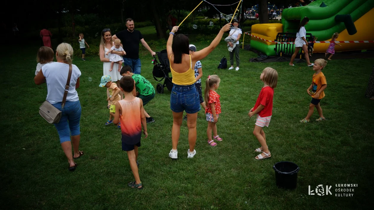 Festiwal Balonów, Baniek Mydlanych i Kolorów w Parku Miejskim w Łukowie