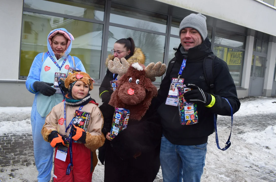 Lubartów gra w Wielkiej Orkiestrze Świątecznej Pomocy (zdjęcia) - Zdjęcie główne