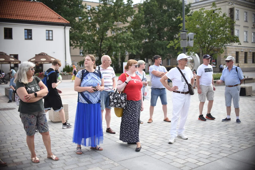 Posłowie obiecuja i zapowiadają kontrolę wyborów: będziemy patrzeć złodziejom na rece