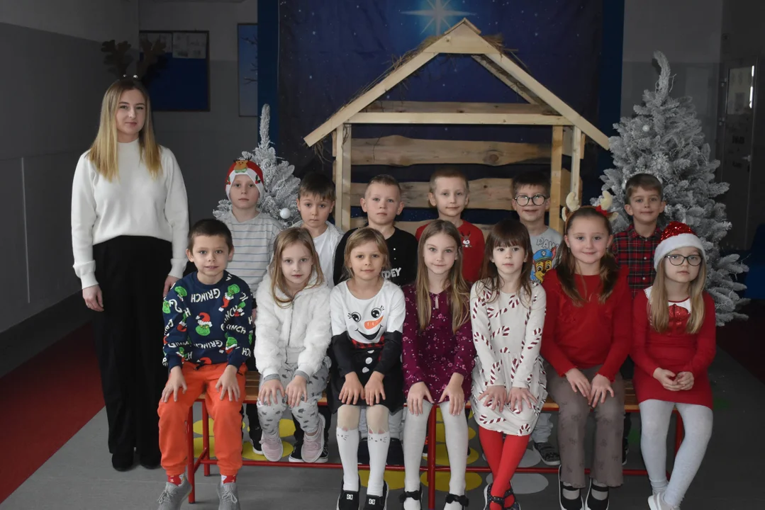 Klasa 1C, wychowawca - Liliana Dąbrowska oraz nauczyciel współorganizujący - Emilia Myszkowska