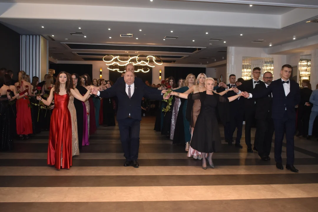 Polonez maturzystów ZST w Puławach