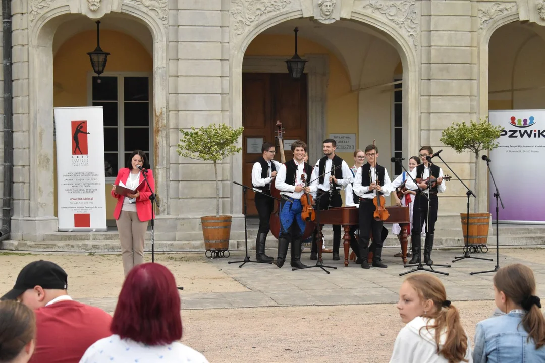 Za nami 3 dzień Międzynarodowego Festiwalu Folklorystycznego. Zobacz fotorelację prosto ze Skweru Niepodległości