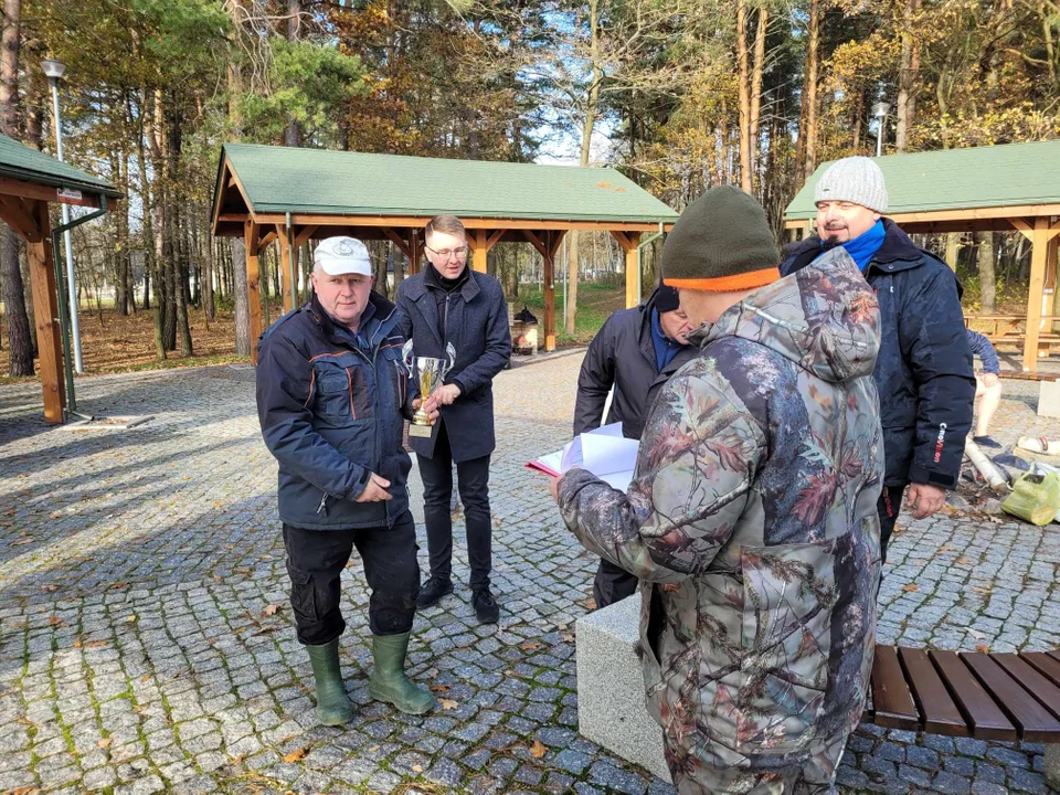 Zawody Wędkarskie "Niepodległościowy Spining 2023" nad Zalewem Zimna Woda