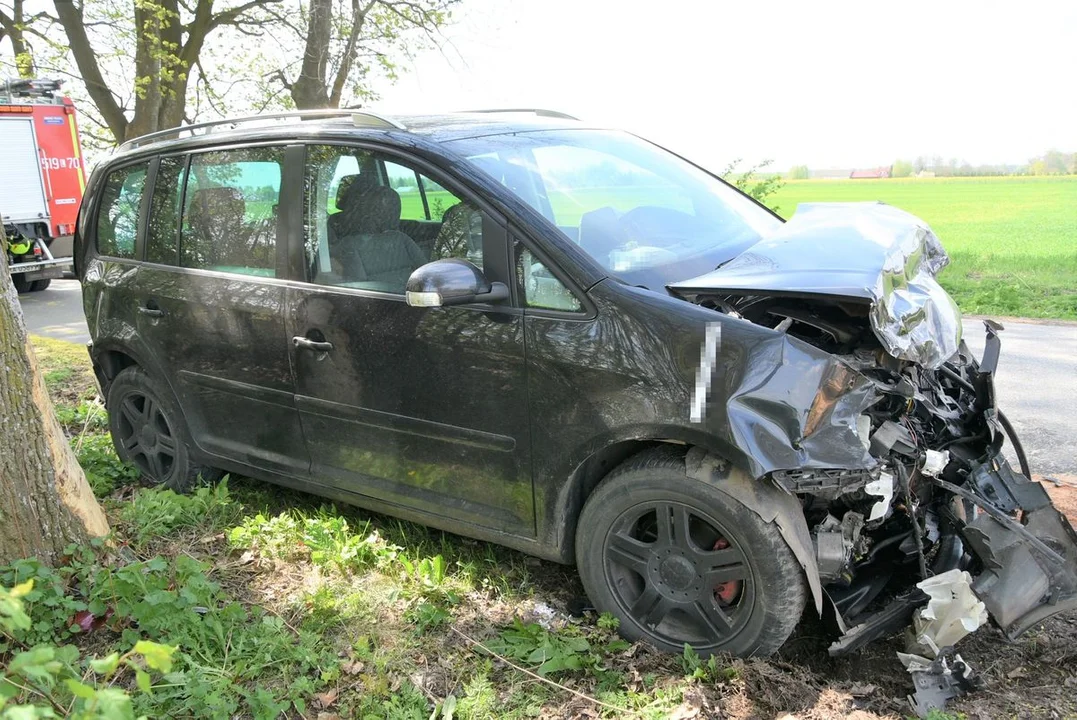 Powiat radzyński: Zderzenie dwóch samochodów. Wśród poszkodowanych małe dziecko - Zdjęcie główne