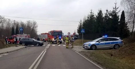 Groźny wypadek w gminie Wojcieszków. Cztery osoby w szpitalu.