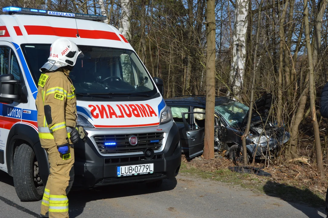 Wypadek drogowy w Kawęczynie