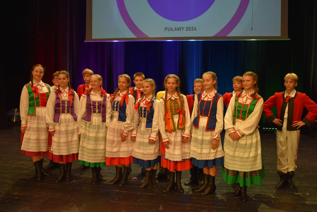 II Ogólnopolski Przegląd Folklorystyczny "Z kulturą PoWiśle"