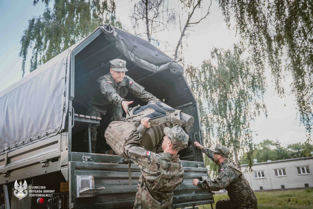 Lublin: Ruszyły "Wakacje z WOT". Na szkolenie zgłosiło się 130 osób