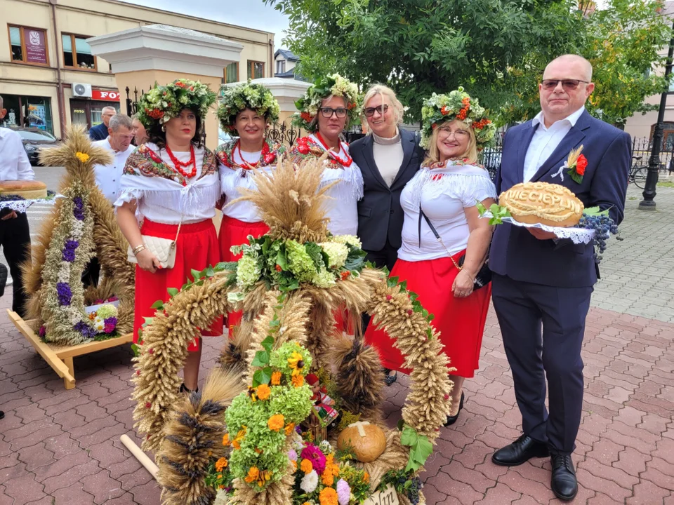 Dożynki w Garwolinie. Mieszkańcy dziękowali za plony i pracę rolników
