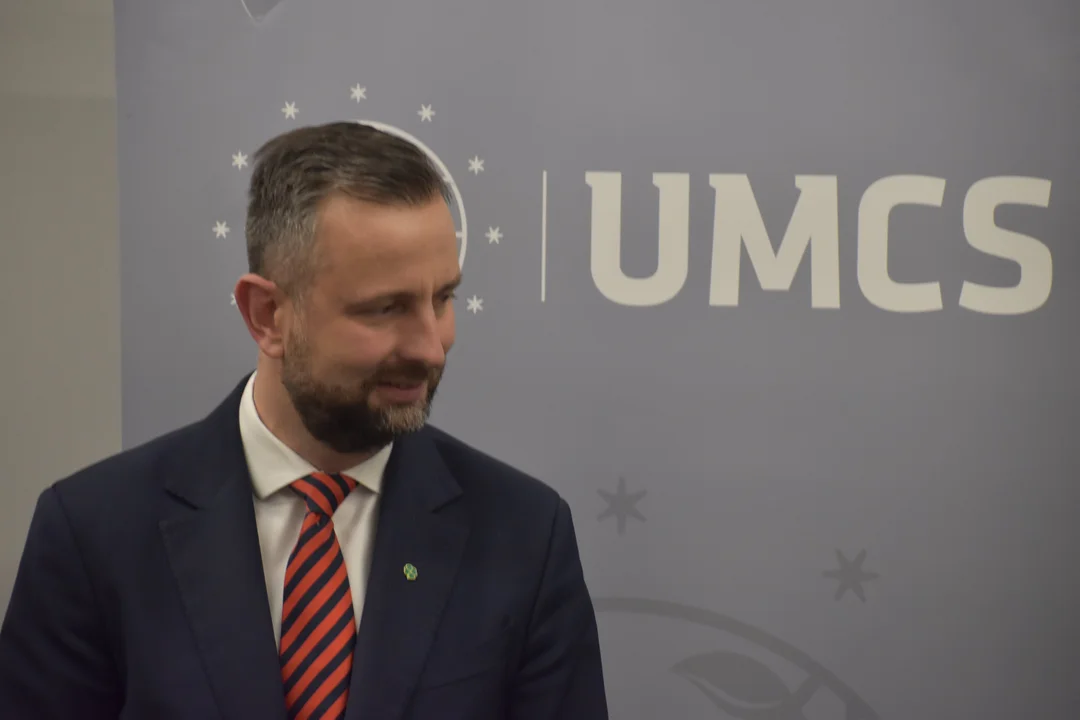 Szef MON na UMCS: "Pierwszy raz w historii Polski to ktoś ginie za naszą wolność, a nie my za czyjąś"