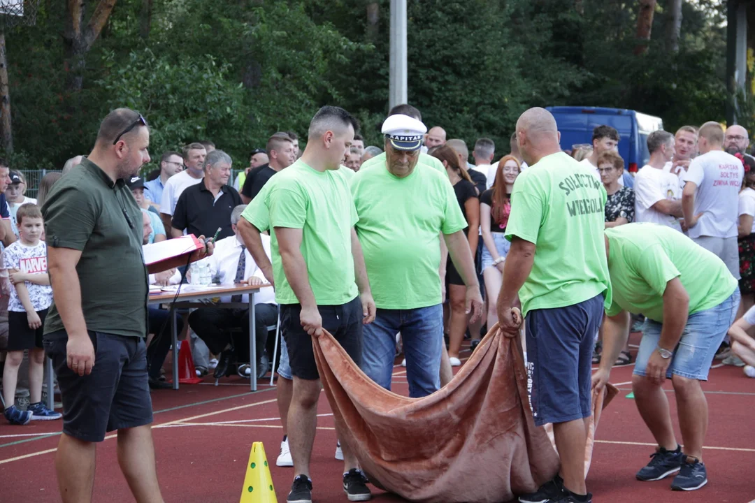 Tłumy na dożynkach w Krzywdzie. Wieńce, turniej sołectw i disco polo