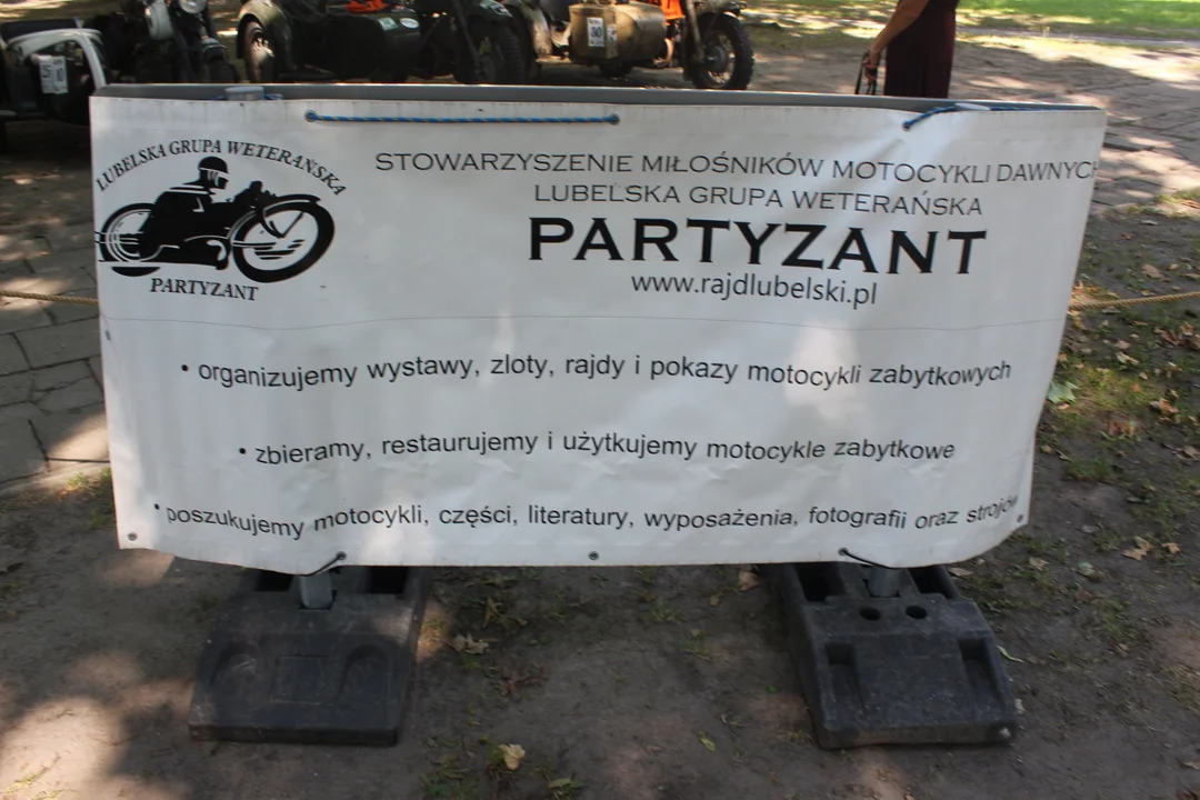 Wąwolnica w rytmie klasycznych silników – Puchar Weteranów Szos znów zachwycił publiczność