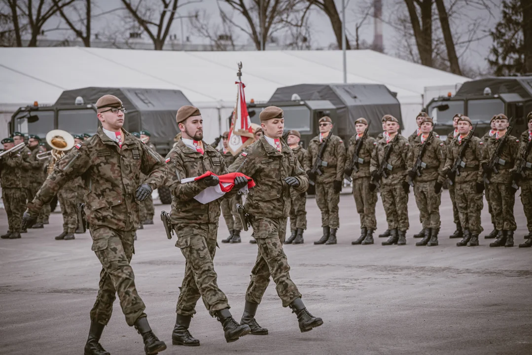 Lublin: Nowi terytorialsi dołączyli do 2 LBOT. Złożyli już przysięgę wojskową