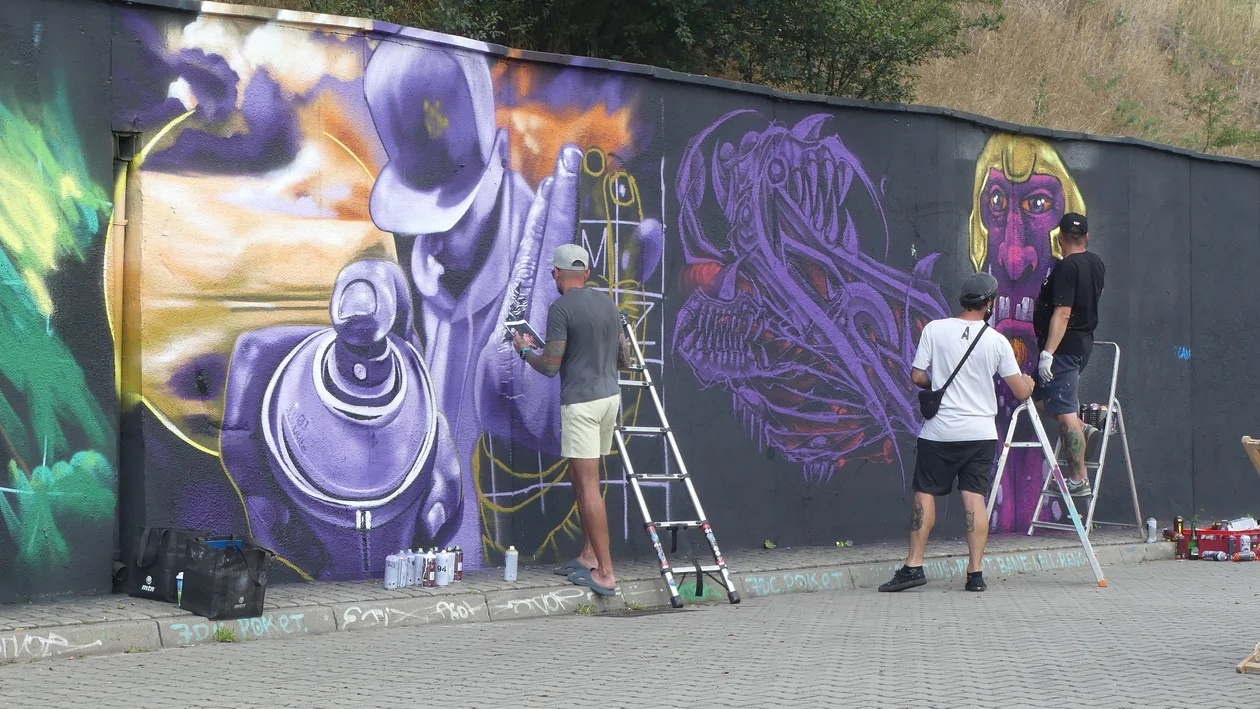 Meeting Of Styles w Lublinie. Ściana przy Hali Globus im. Tomasza Wójtowicza zmienia swoje oblicze. Zdjęcia i wideo - Zdjęcie główne