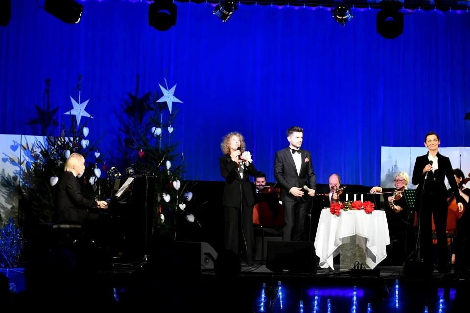 "Koncert kolęd i słodkich serc"
