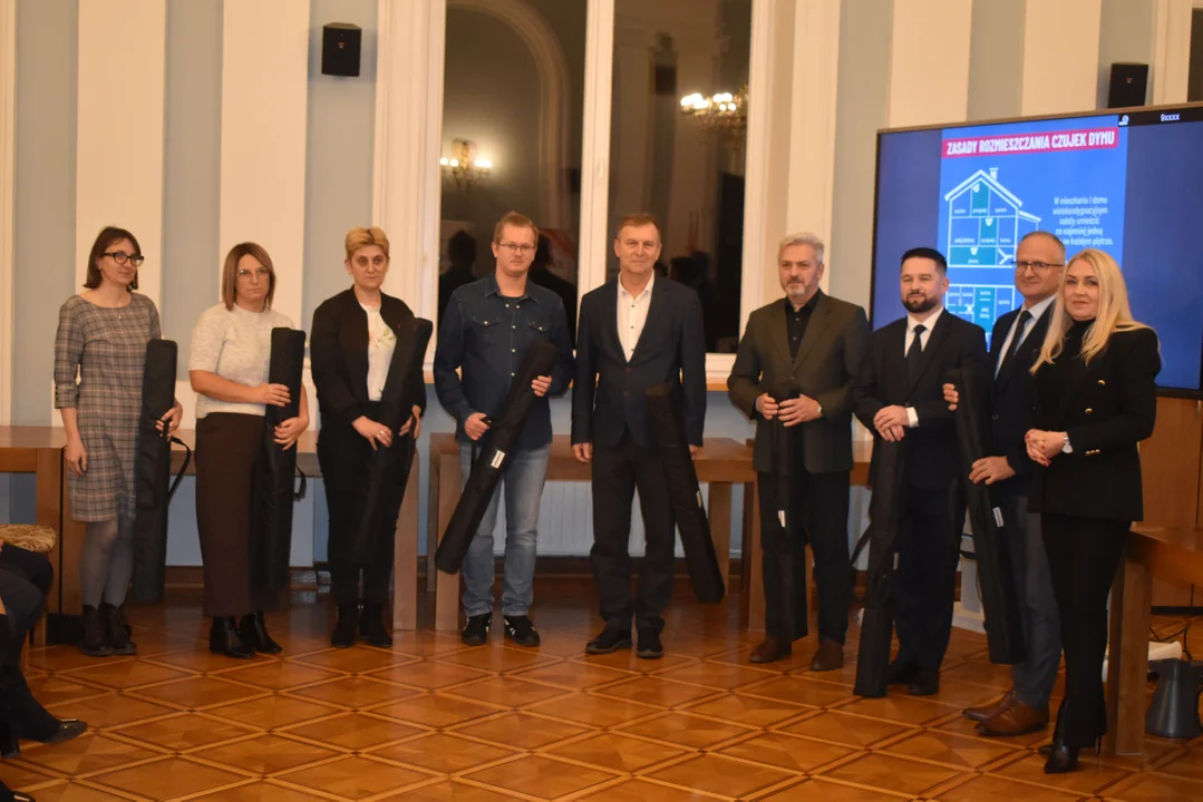 Powiat: Chcą chronić mieszkańców przez czadem (zdjęcia)