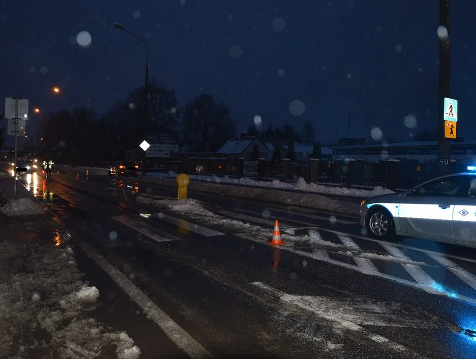 Biała Podlaska: Samochód potrącił nastolatkę na przejściu dla pieszych - Zdjęcie główne
