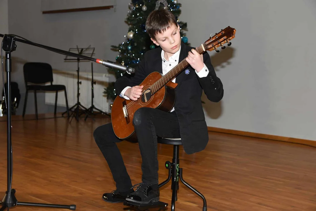 NOWOROCZNY KONCERT UCZNIÓW PAŃSTWOWEJ SZKOŁY MUZYCZNEJ W ŁUKOWIE