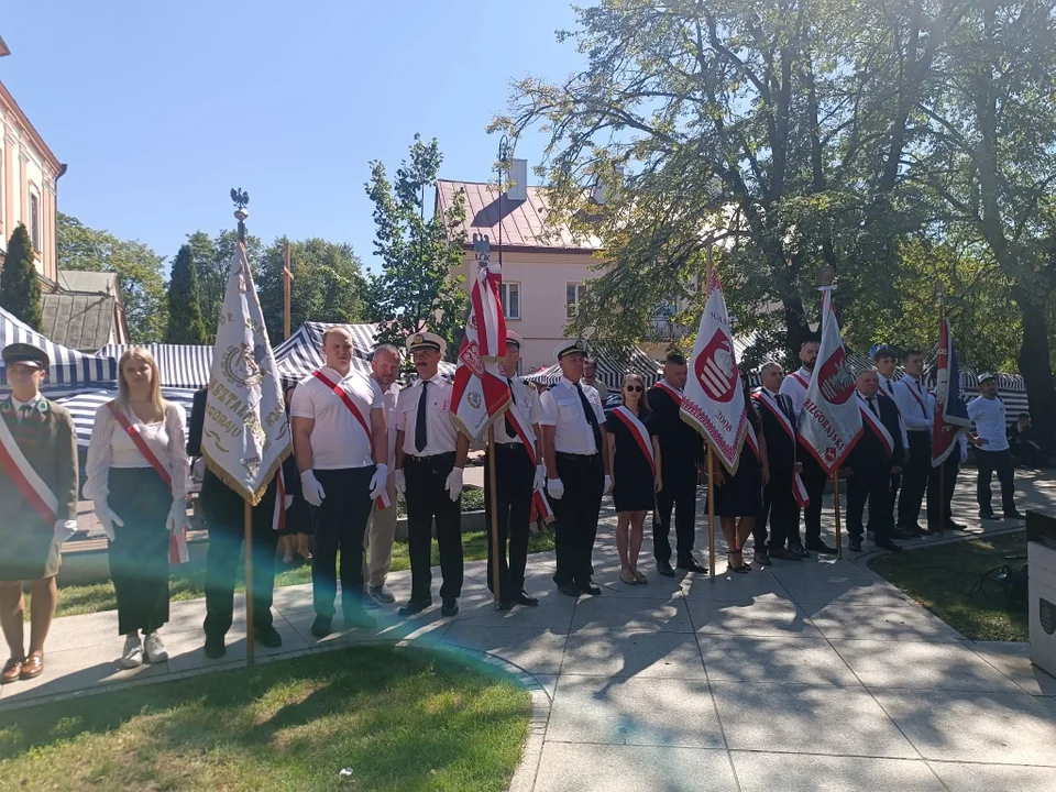 Biłgoraj uczcił Święto Wojska Polskiego (foto) - Zdjęcie główne