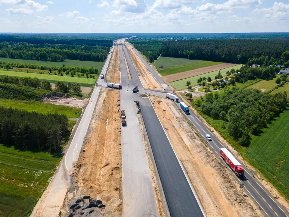 Trwa budowa S19 Lublin-Lubartów. Ponad 50 % zaawansowania prac (ZDJĘCIA) - Zdjęcie główne