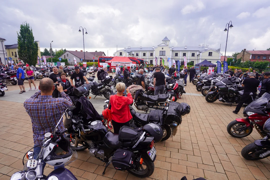 Łęczna. Blisko 16 litrów krwi dla RCKiK Lublin. „Motocykliści są nie tylko w skórach”. ZDJĘCIA