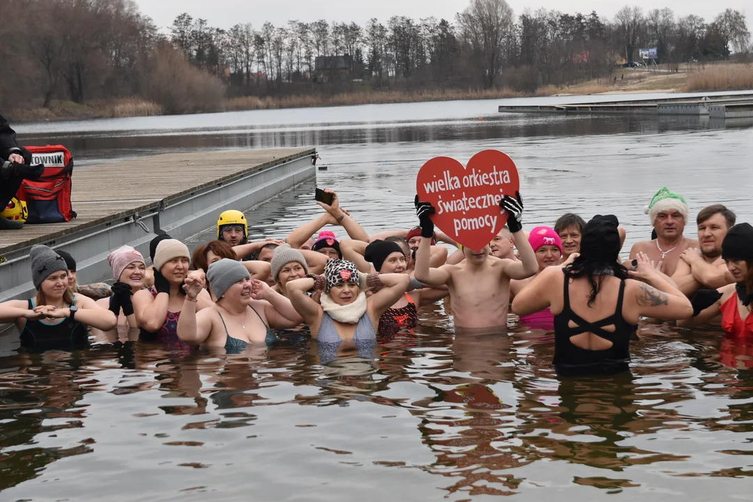 Międzyrzec morsuje i wspiera WOŚP. Zobacz zdjęcia! - Zdjęcie główne