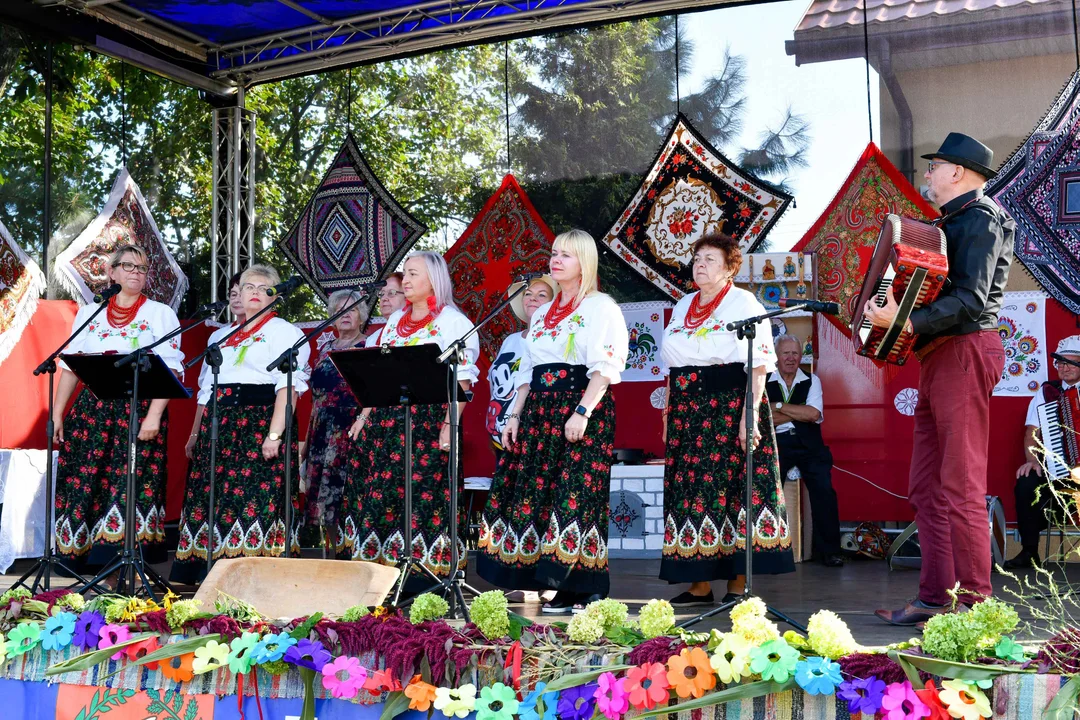 Widowisko obrzędowo-ludyczne  „Wesele w Gręzówce”