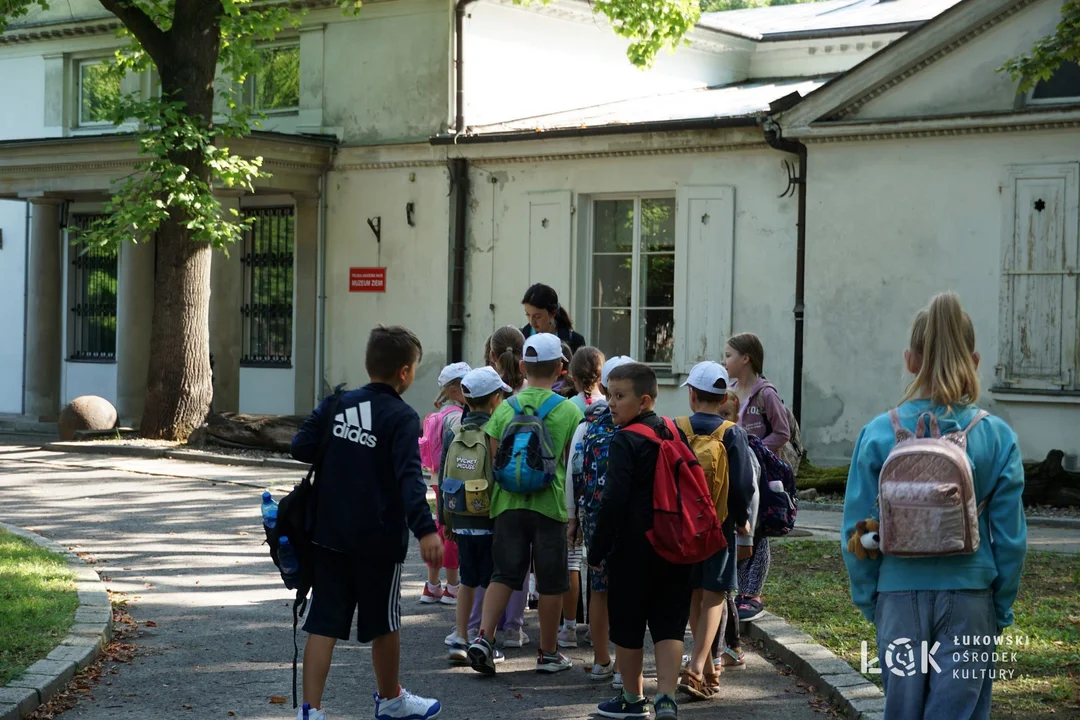 Wakacje z ŁOK. Dzieci piekły własne bułki, chałki oraz pizzę