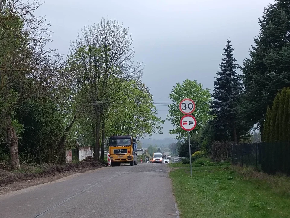 Opole Lubelskie: Chodnik na ul. Rybackiej