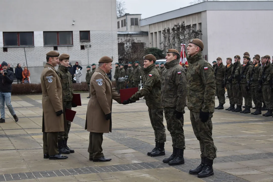 Przysięga żołnierzy WOT w Puławach