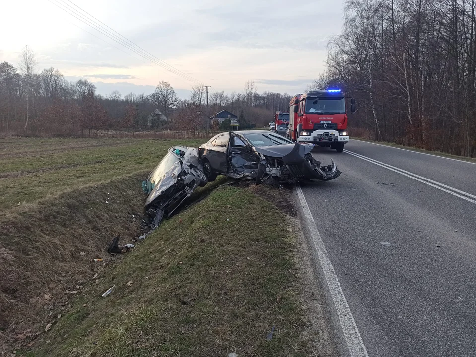 Gm. Opole Lubelskie: Uwaga! Zablokowana droga w kierunku Opola (ZDJĘCIA) - Zdjęcie główne