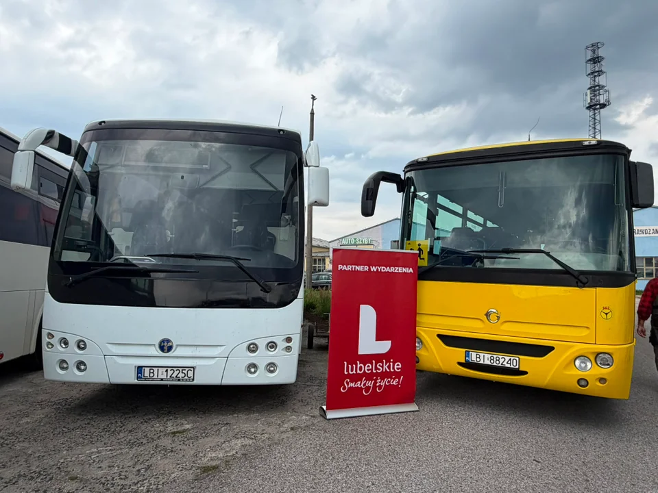 Nowe autobusy międzyrzeckiego PKS-u już poświęcone! - Zdjęcie główne
