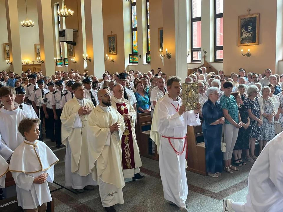 Procesja Bożego Ciała w parafii Matki Kościoła w Łukowie