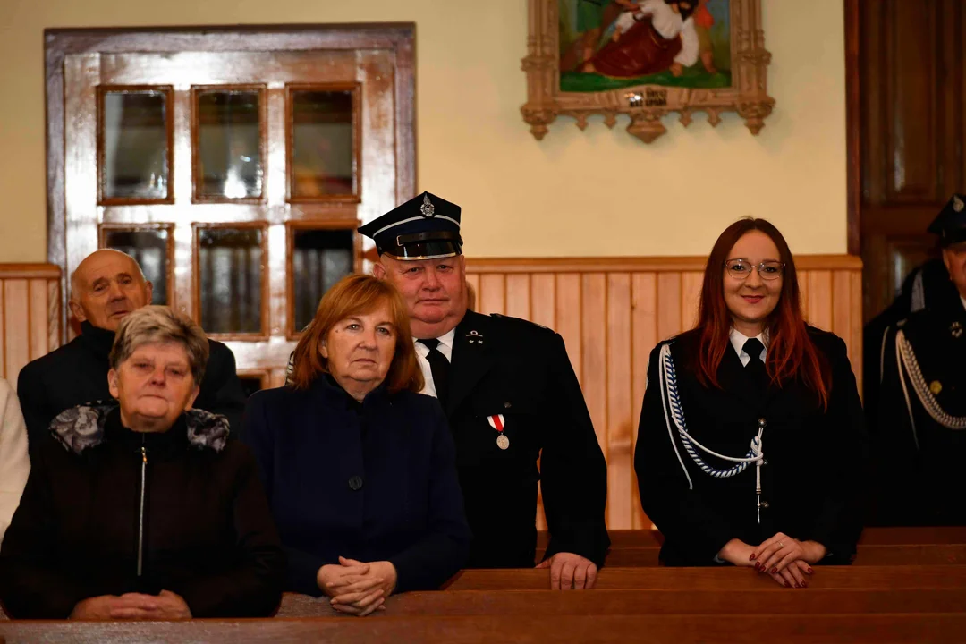 Zarzec Łukowski Msza Św. w intencji zmarłych strażaków z gminy Łuków