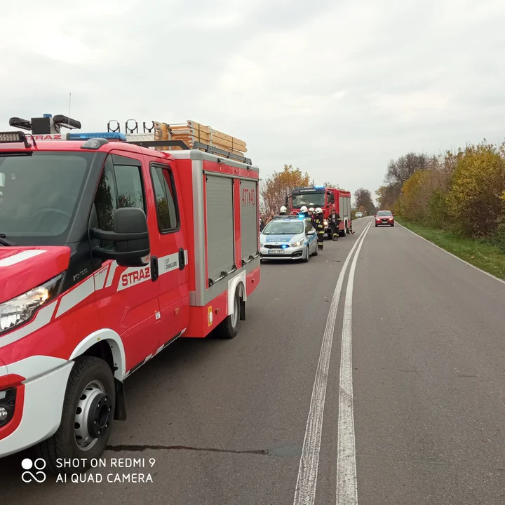 Dachowanie w Krzówce. Kierującej nic się nie stało.