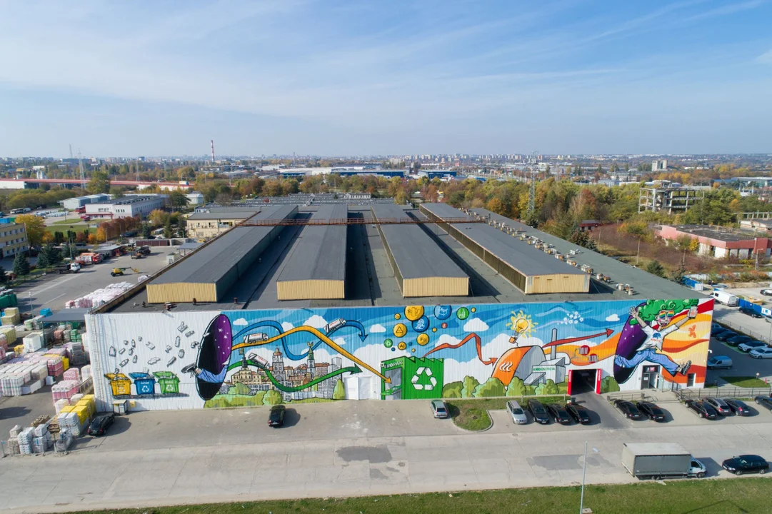 Lublin: Ekologiczny mural na Centrum Recyklingu już gotowy