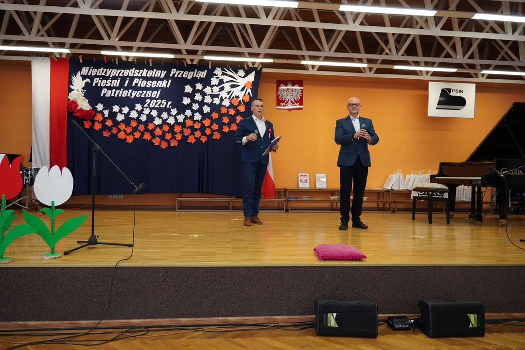 Domek Przedszkolaka, Biłgoraj: „MIĘDZYPRZEDSZKOLNY PRZEGLĄD PIOSENKI I PIEŚNI PATRIOTYCZNEJ”