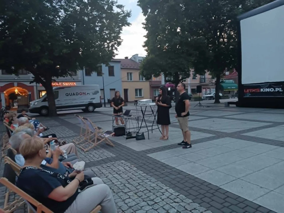 Plenerowy seans w Lubartowie. Cztery okazje, w tym rocznica powstania warszawskiego (zdjęcia) - Zdjęcie główne