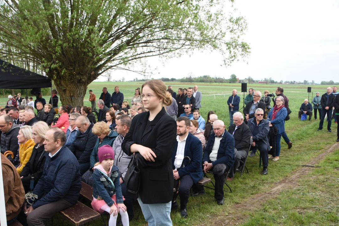 Rekonstrukcja Józefów Duży cz.1